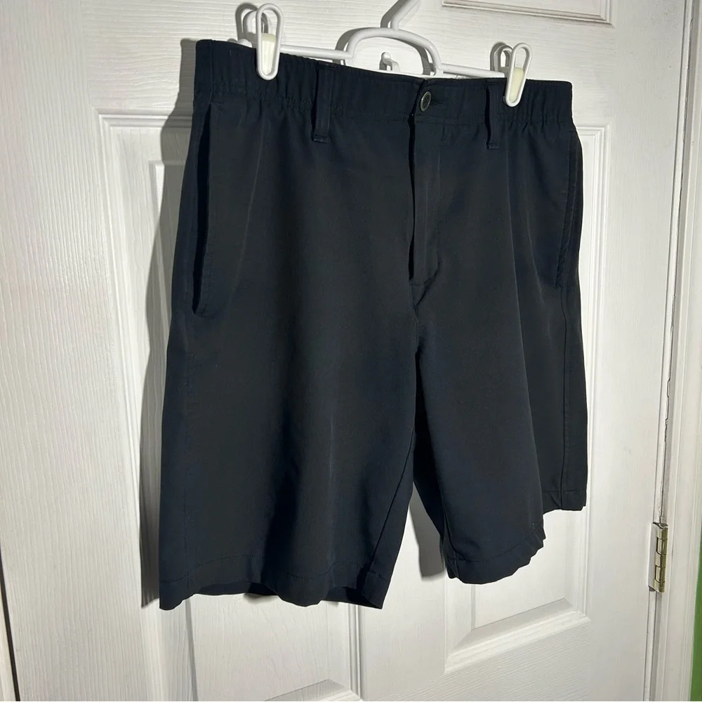 Under Armour Golf‎ Shorts Mens 32 UA Storm Black Stretch Classic Chino 1377302 - Picture 2 of 12